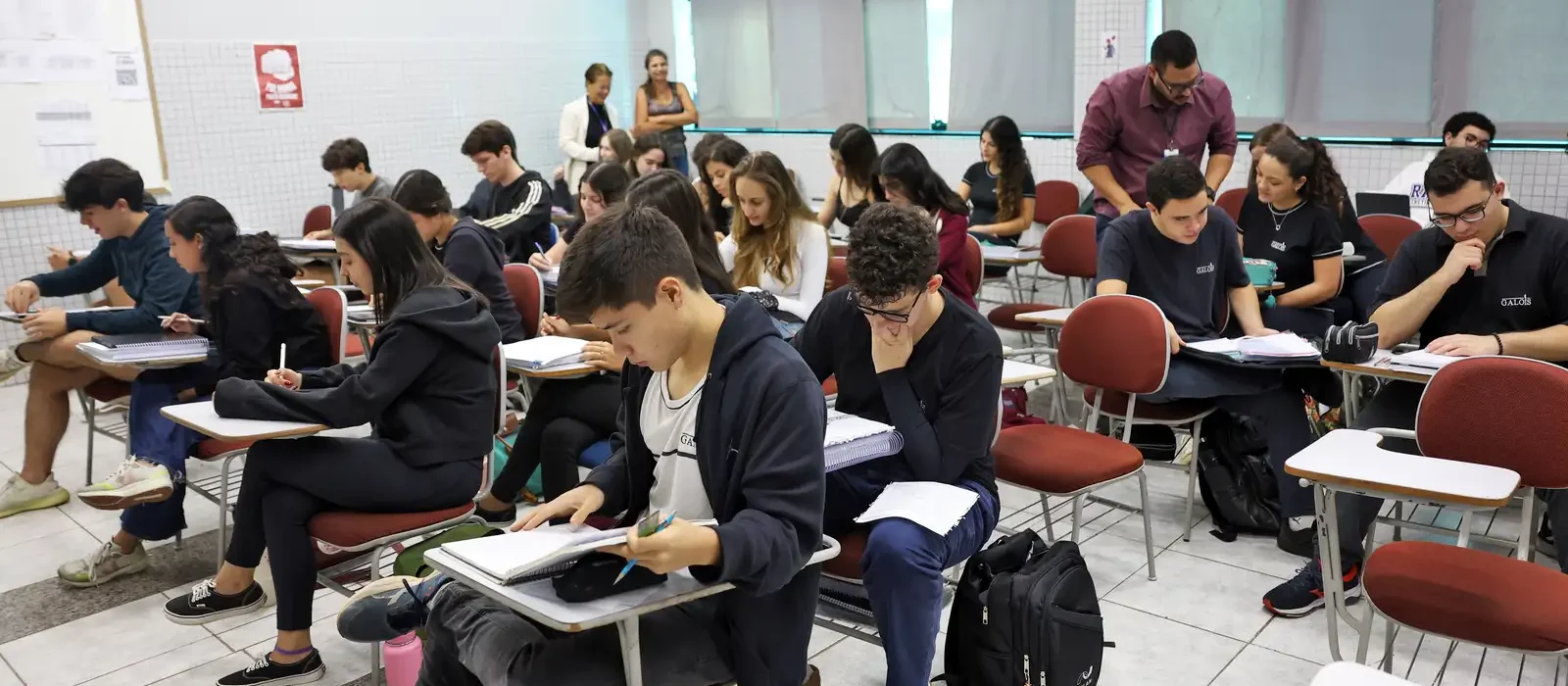 Educação financeira pode ser incluída no currículo escolar