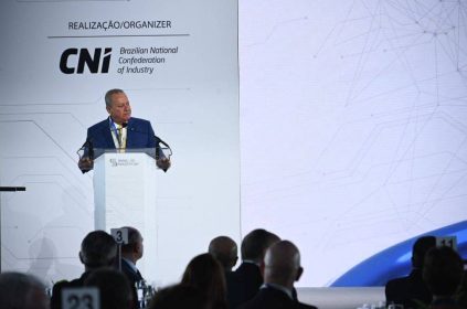 Escala 6x1: CNI projeta mais custos para empresas no 5x2 - 29/08/2026 - Painel S.A.