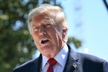 Trump alega ataque a ilha de Kharg com IA; Irã nega - 31/08/2026 - Mundo